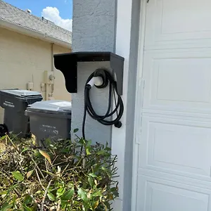 https://4-bedrooms-villa-with-private-pool.davenporthotels.org