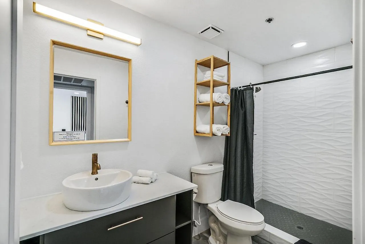 Condo Close To Strip And Raiders Stadium Las Vegas United States